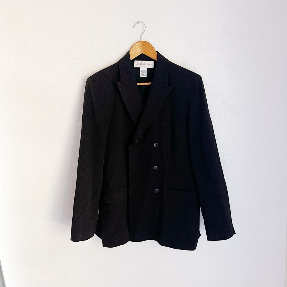 VINTAGE Jones NY Black Blazer